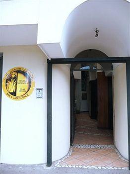 Backpackers Airport Hostel *